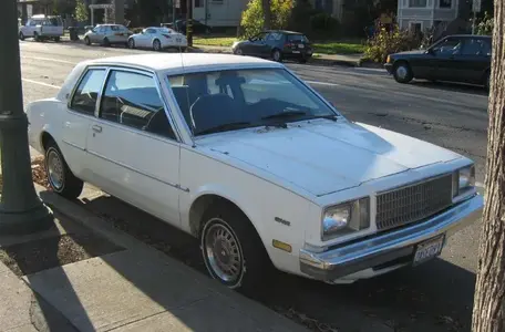 84Skylark-Frt_RH.webp