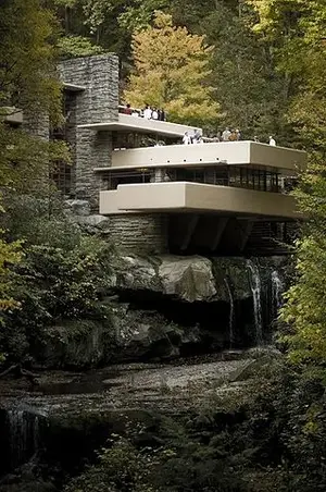 319px-Wrightfallingwater.webp