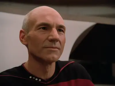 Jean-Luc_Picard,_Encounter_at_Farpoint.webp