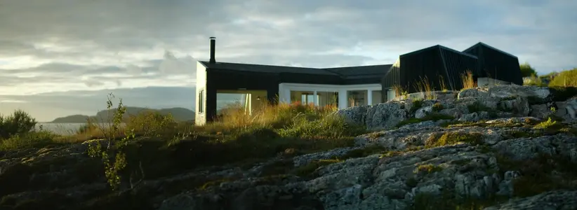 1290465254-cabin-fn-18.webp
