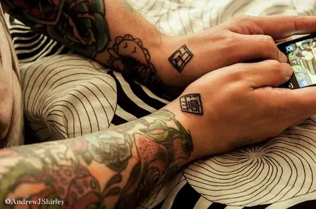 hands.webp
