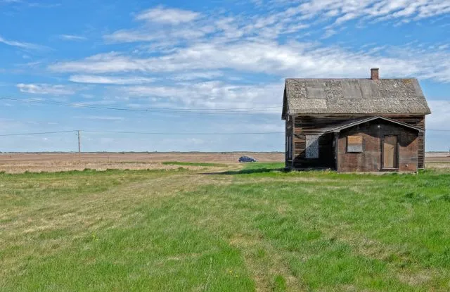 Farm House 01.webp