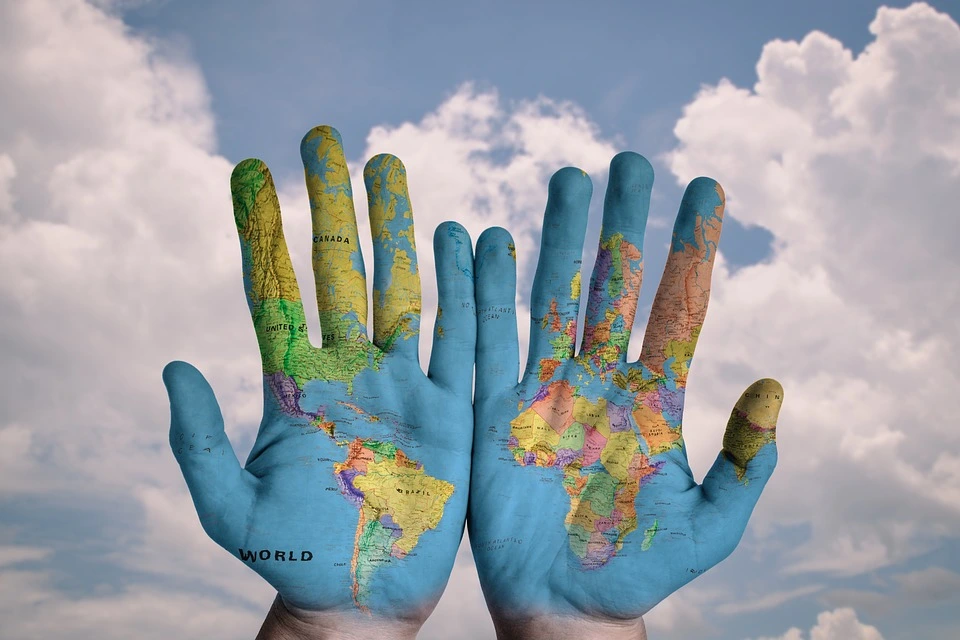 hands-600497_960_720.webp