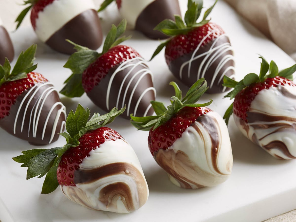 black-and-white-chocolate-covered-strawberries.jpg