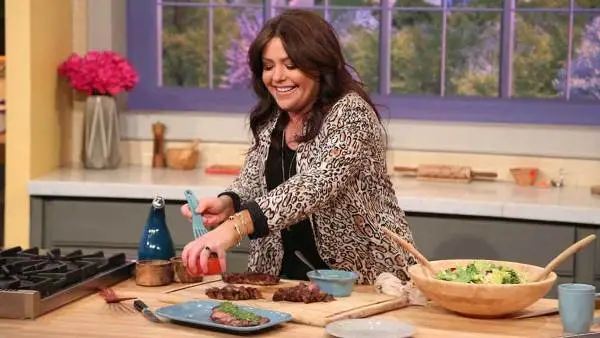 rachaelray-sr-1023jpg.webp