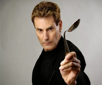 uri_geller_dance-music.webp