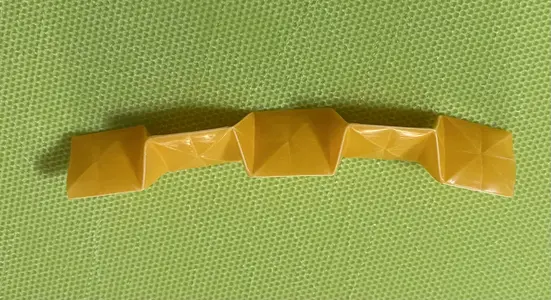 Step 09 Fold Alternating Squares.webp Step 09 Fold Alternating Squares.webp