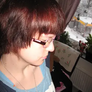 Turning brown haired again.