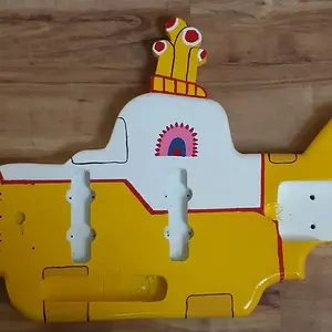Front of bass body