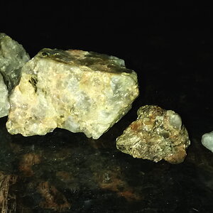 Rose Granite Pieces From Colorado Mountains 03
