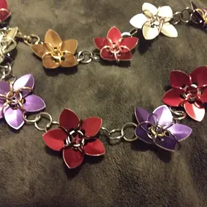 Scale Flower Belt