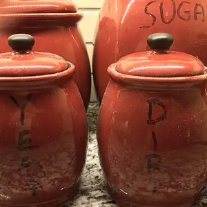 Customized canisters