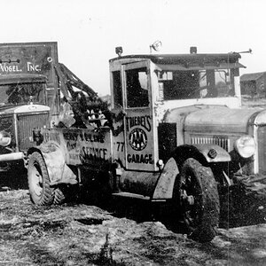Tow truck 1943