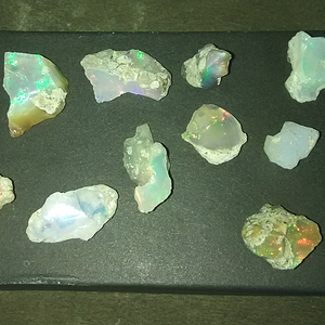 Raw Opals 01
