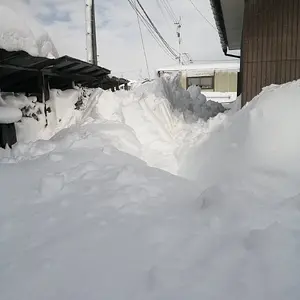 January 4th snowstorm left us with roughly 7 feet of snow.