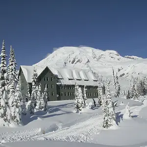 paradise building on mount rainier