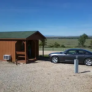 cowboy cabins in montana