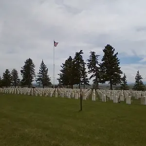 custers battlefield cemetery