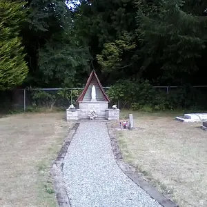 the path that leads up to the statue of the virgin mary =)