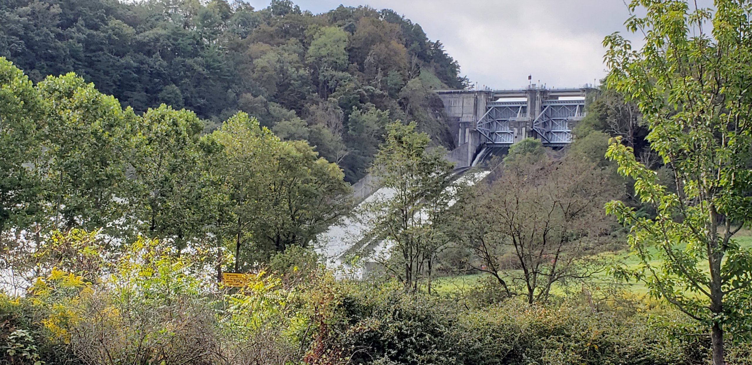 21 MW hydroelectric generating station
