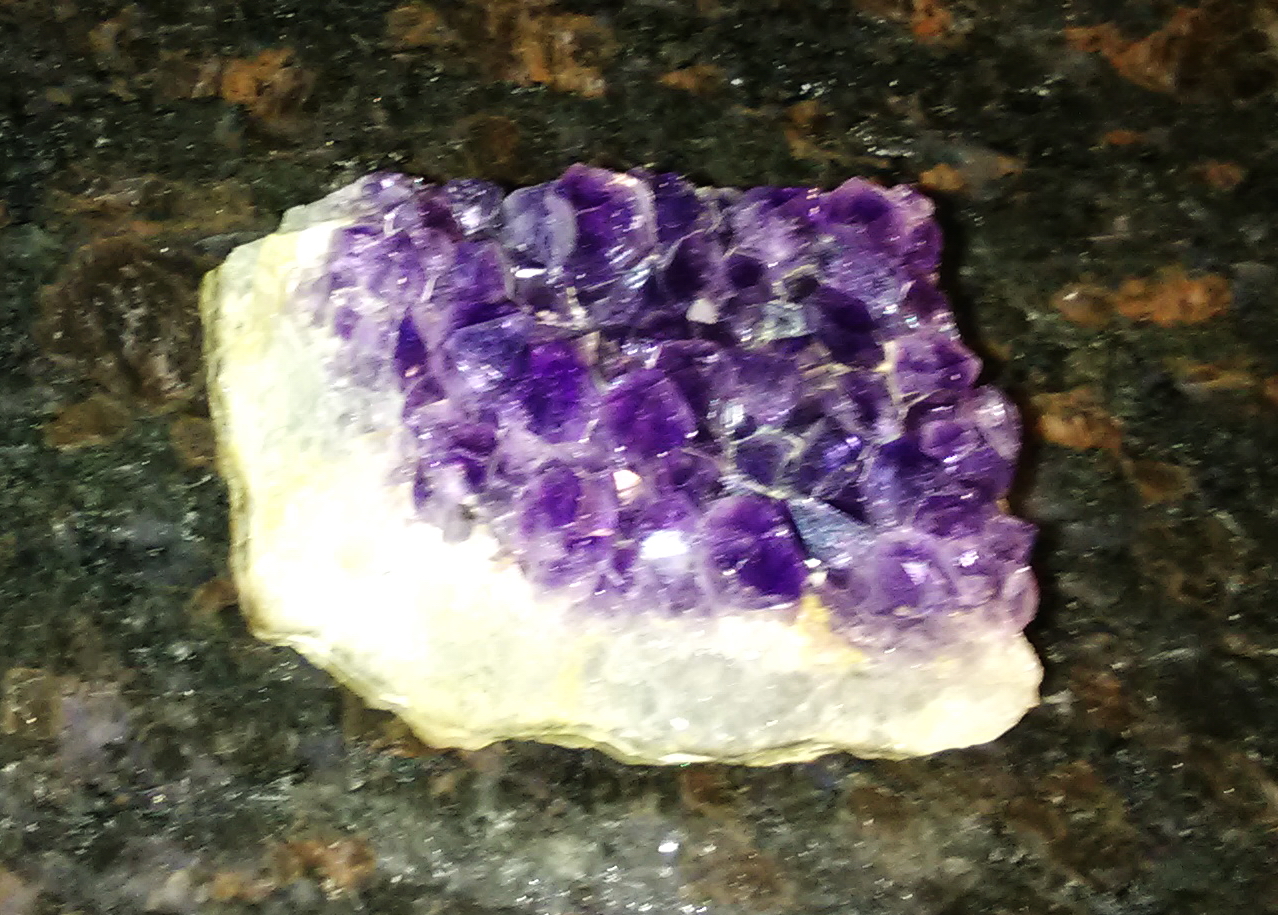 Amethyst Geode Fragment From Mt. Shasta 01-A