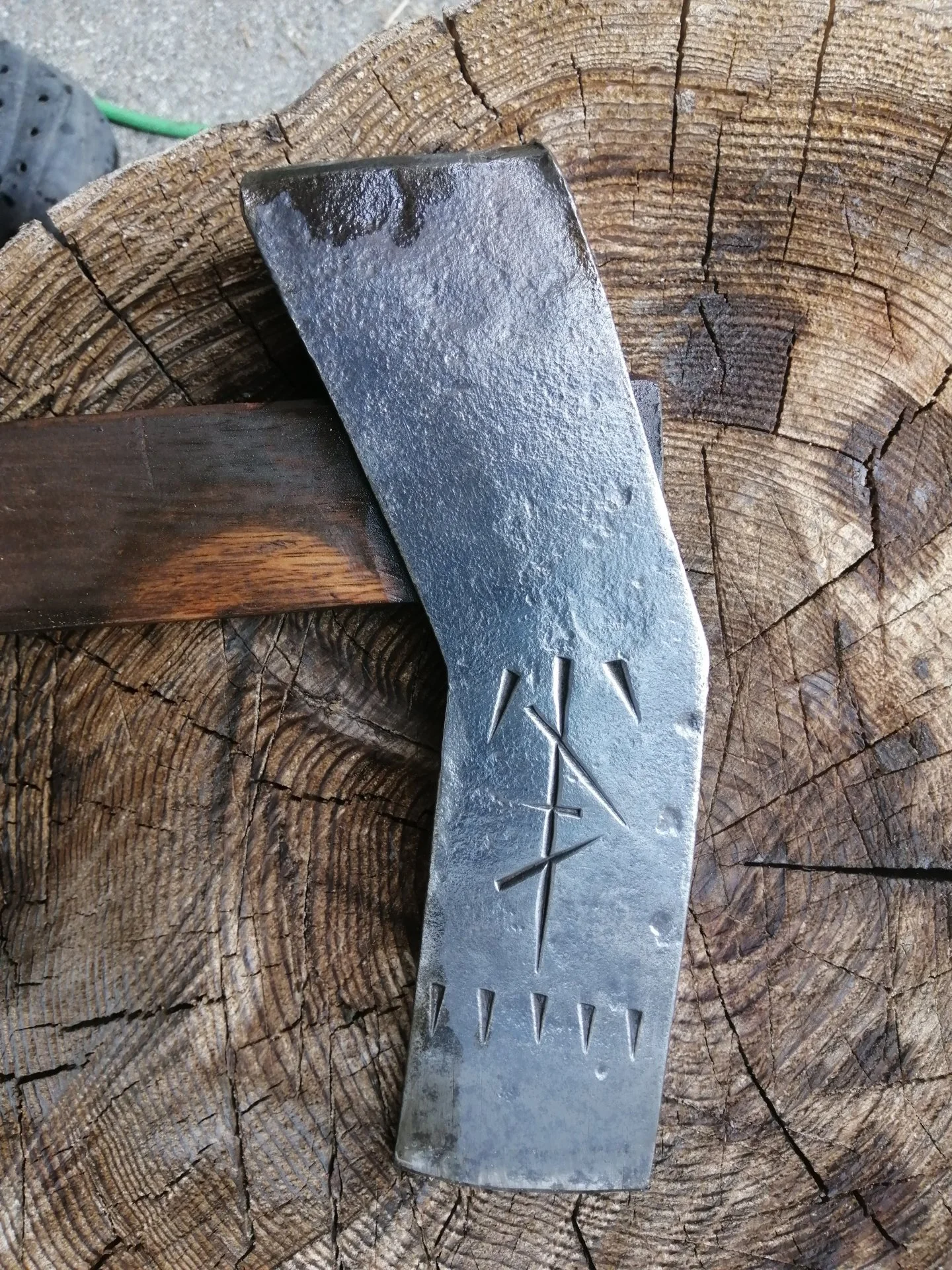 Antique splitting maul opposite side .