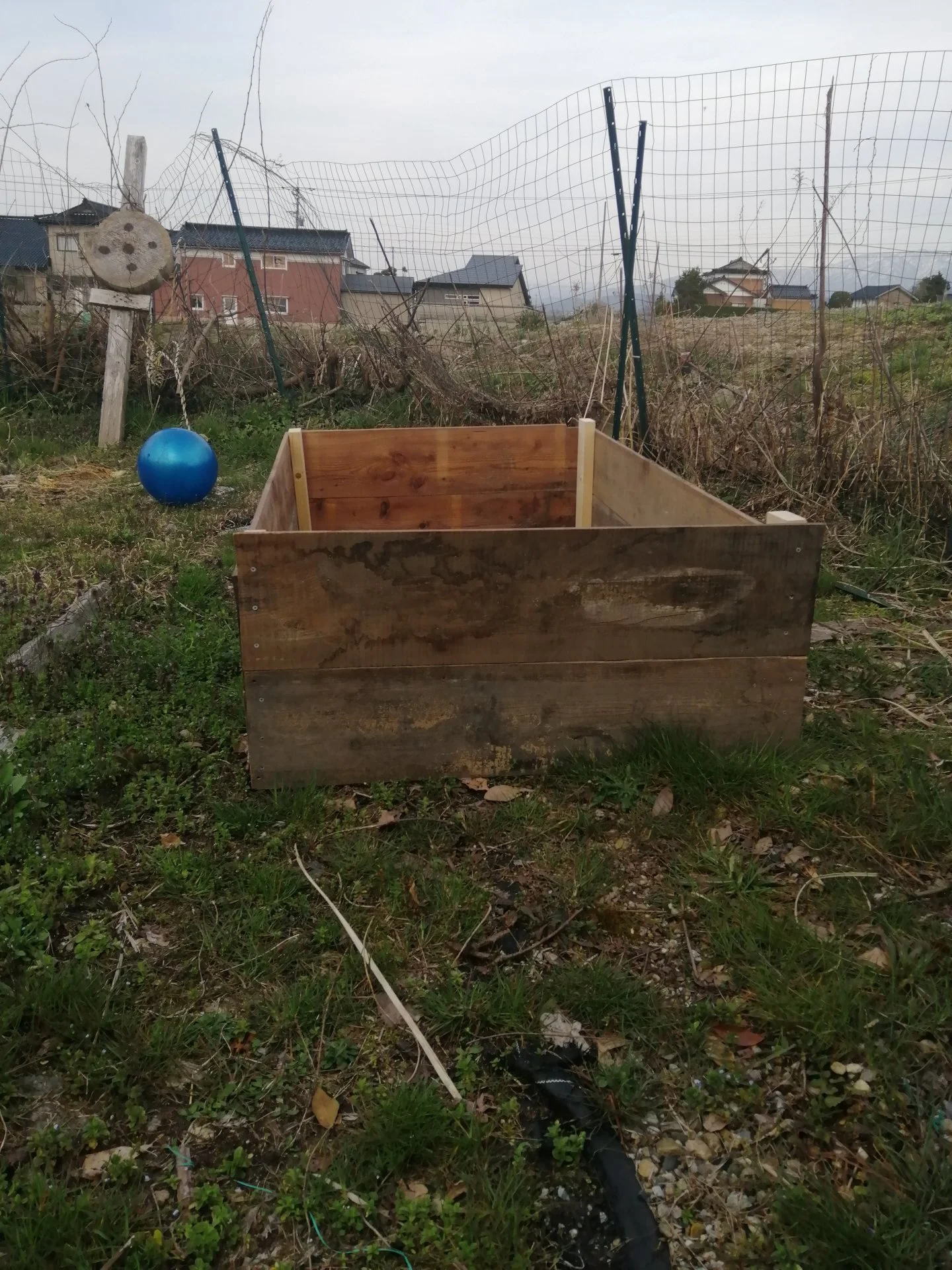 Box for raised veggie bed.