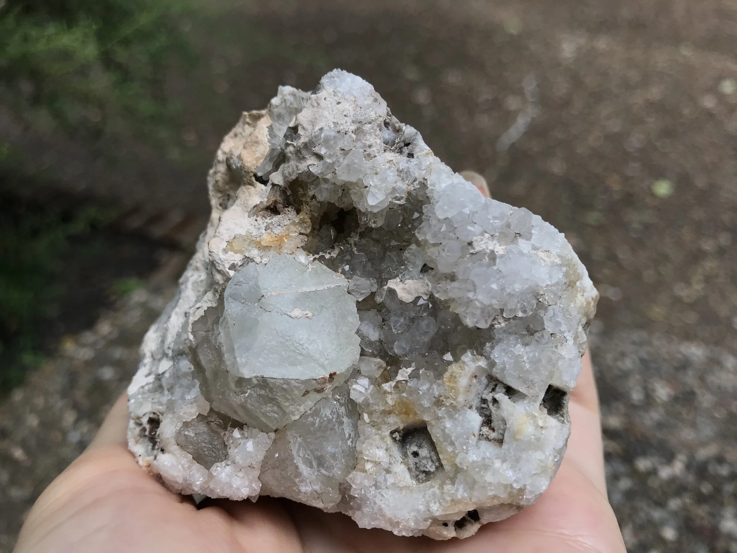 Fluorite and quartz crystals, galena fell off