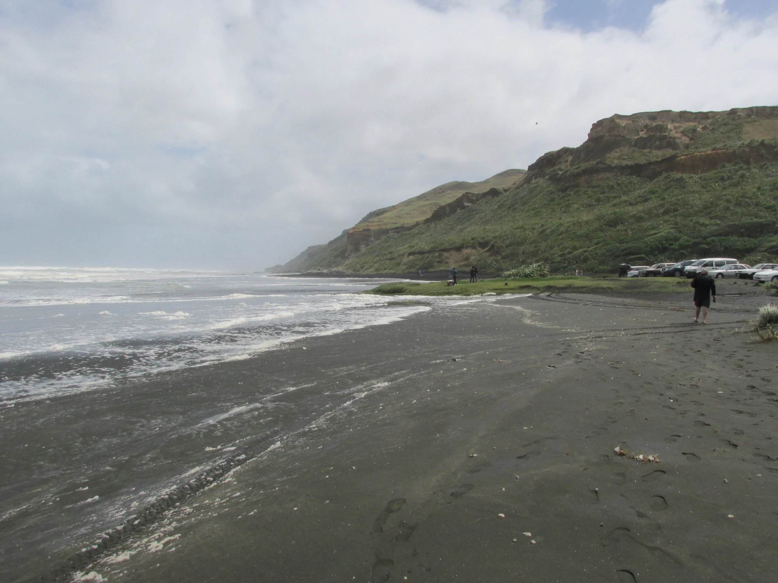 Kariotahi Beach on a very windy day