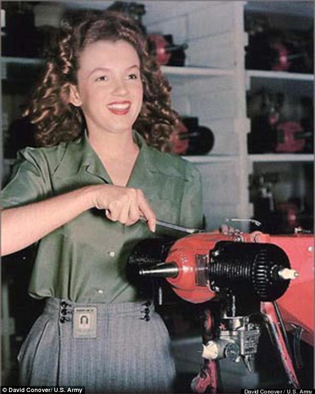 Marilyn Monroe and drone engine