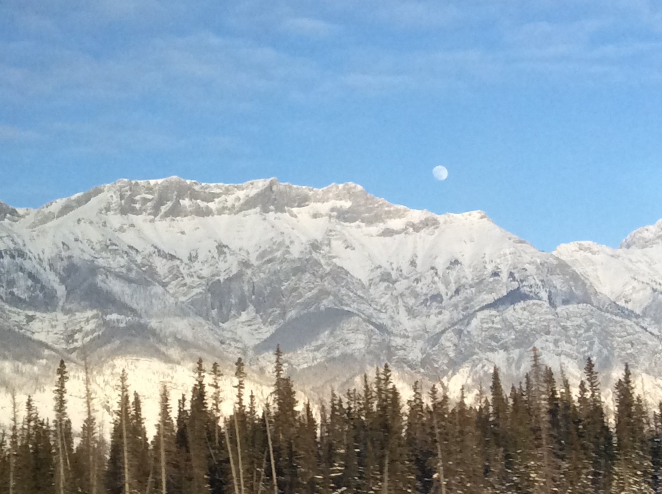 moonrise over the mountains
