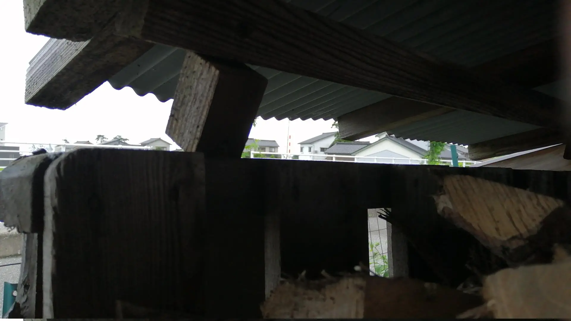 Need to reinforce my wood shelf roof!