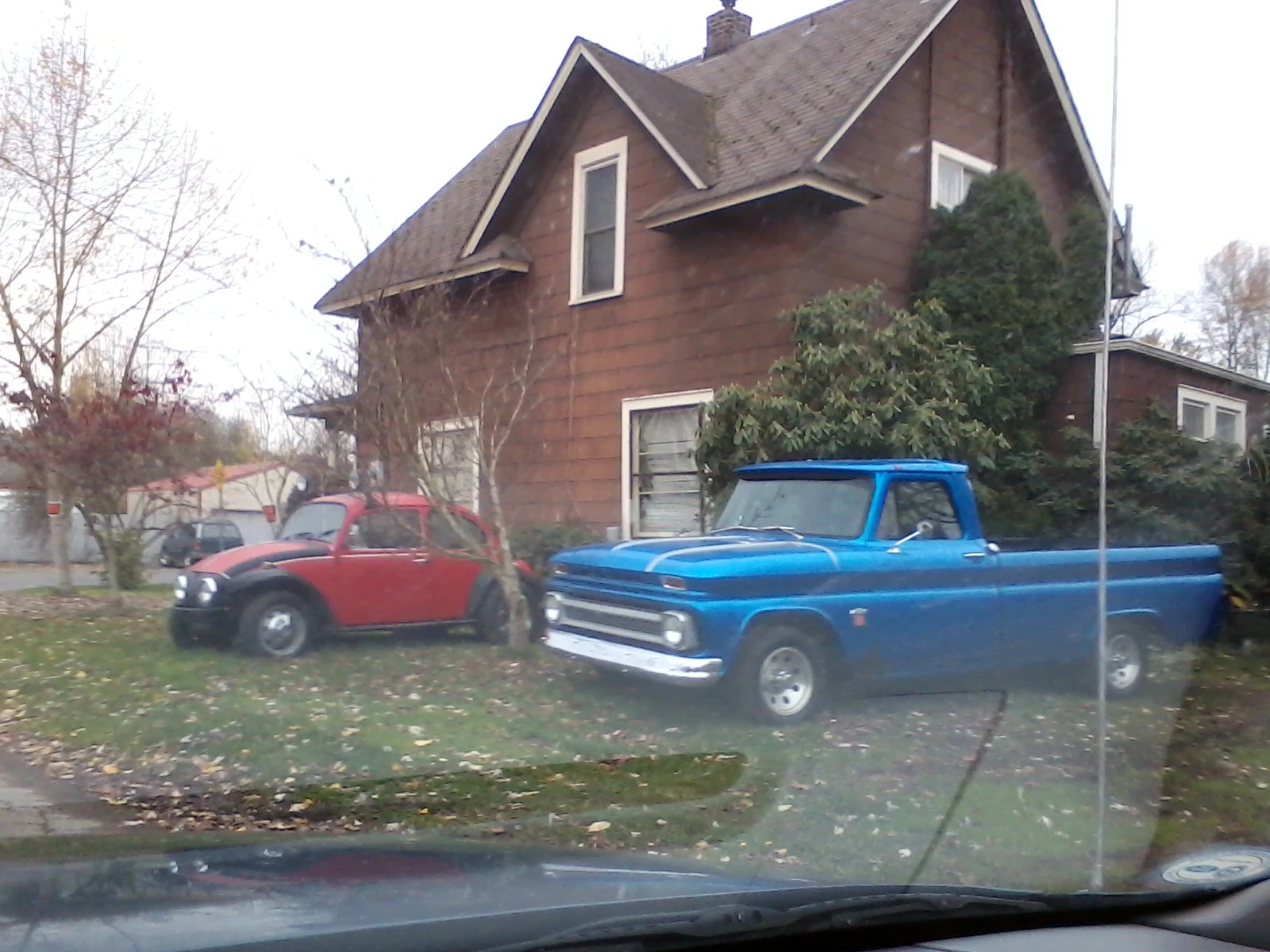 nice looking electric blue truck