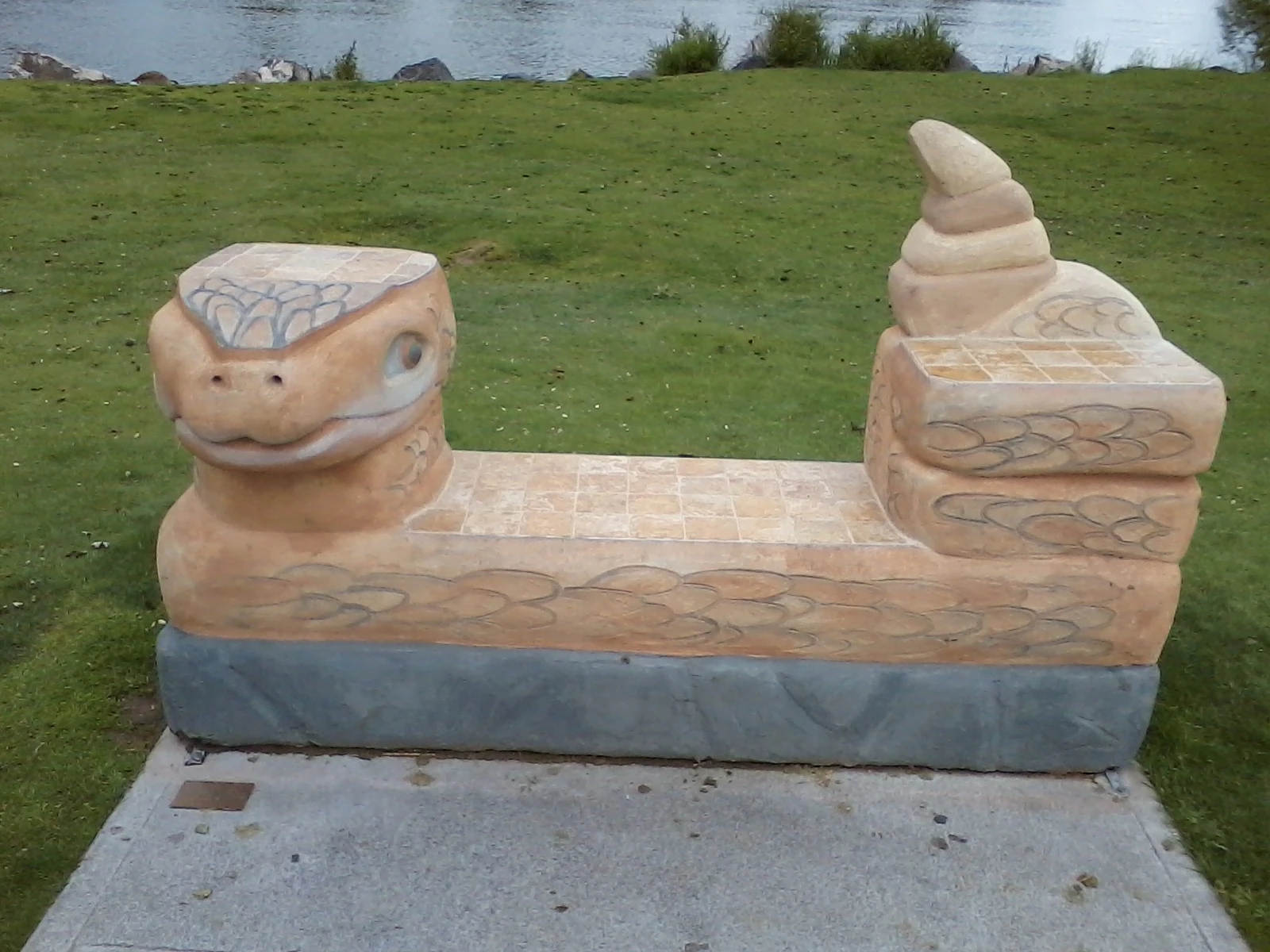 rattlesnake bench