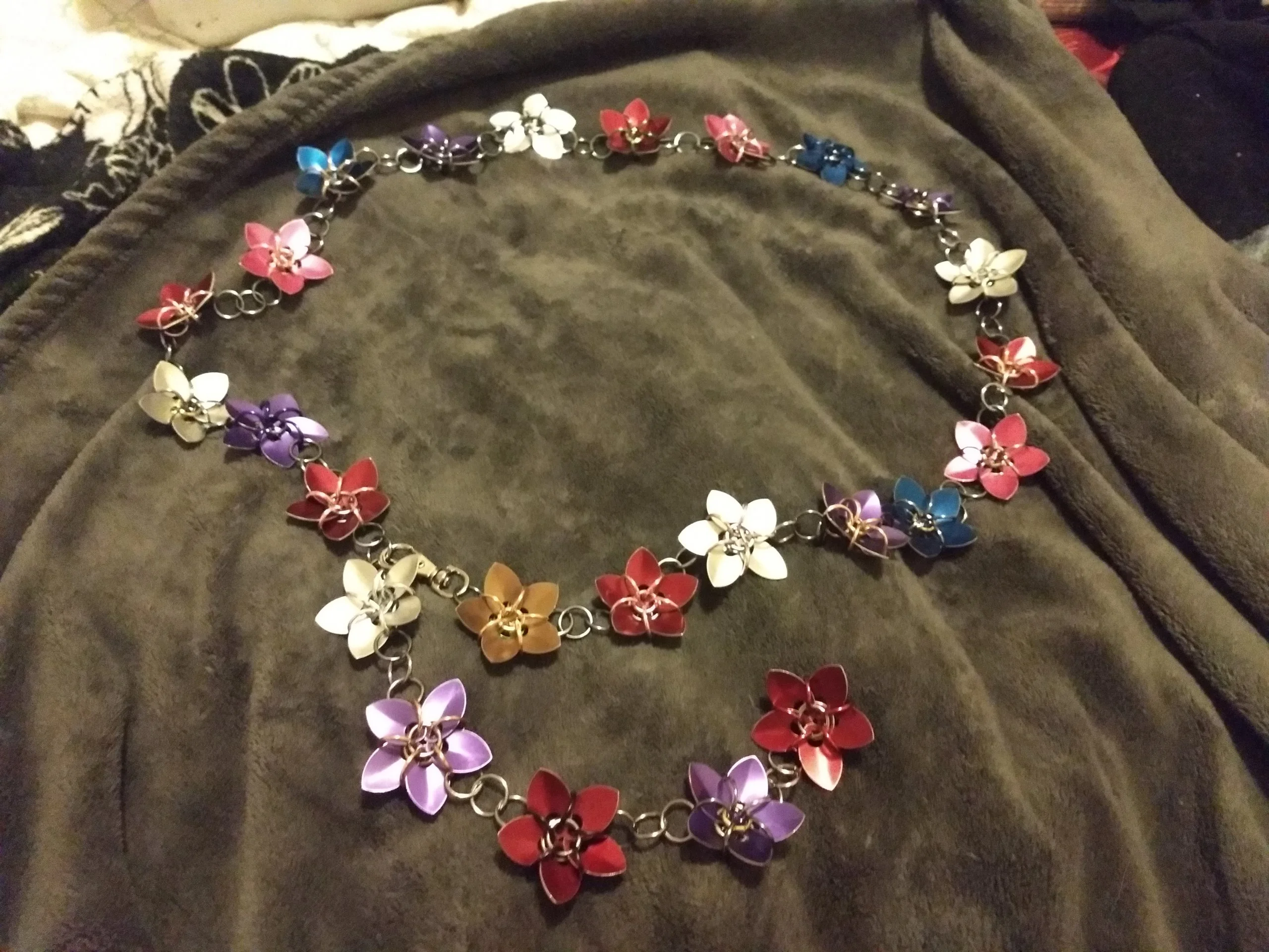 Scale Flower Belt