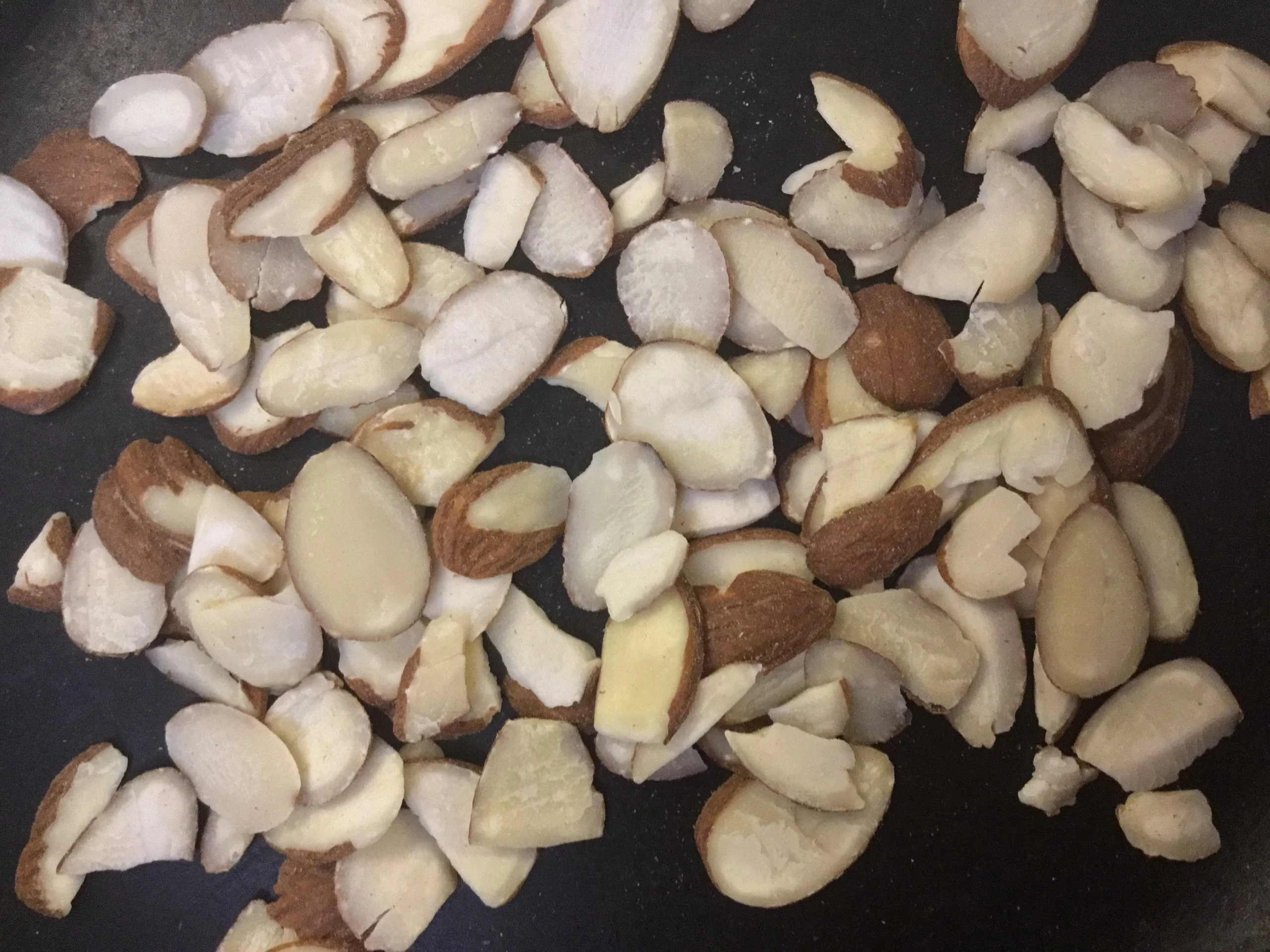 Sliced almonds