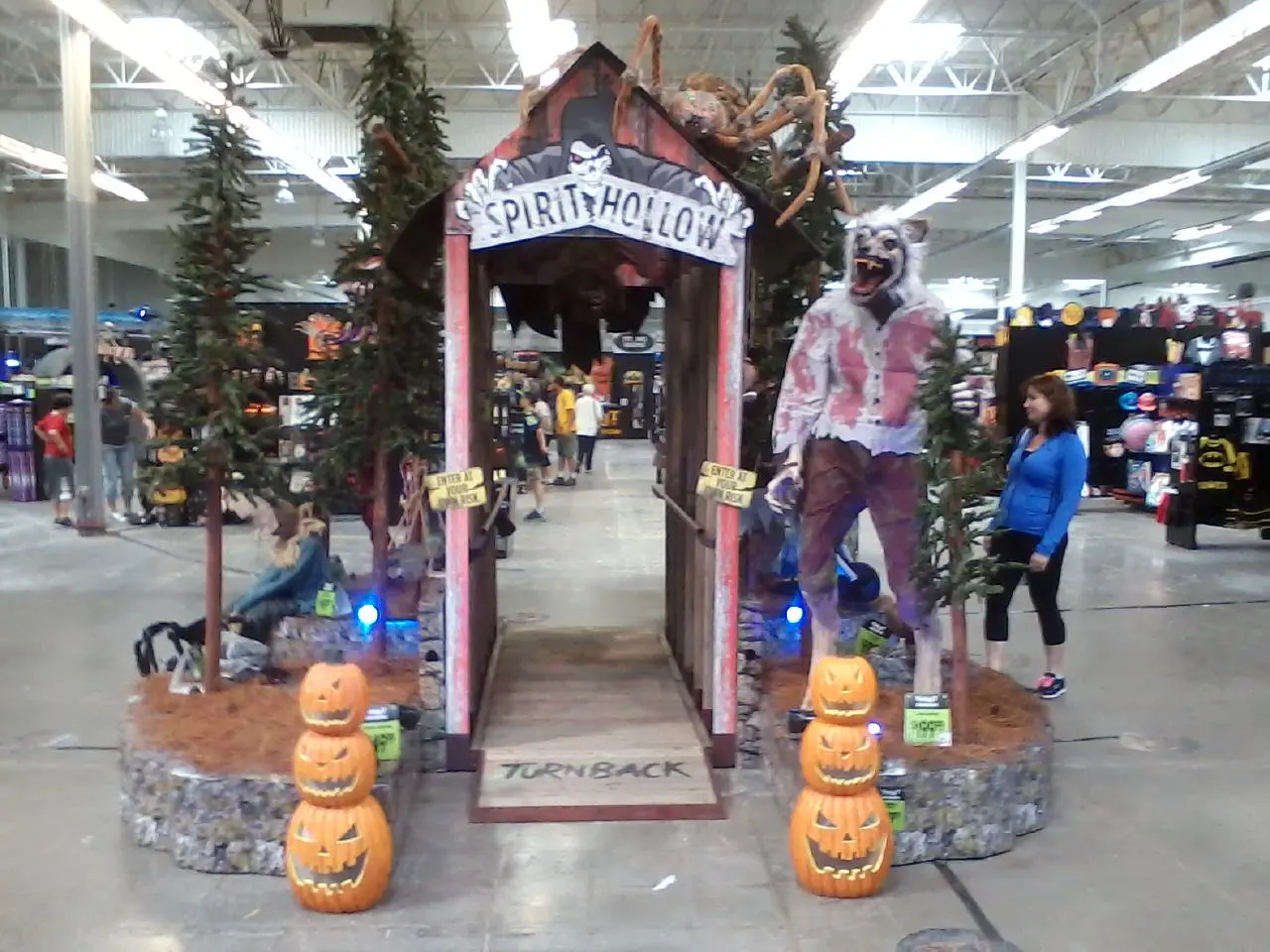 spirit halloween scenery