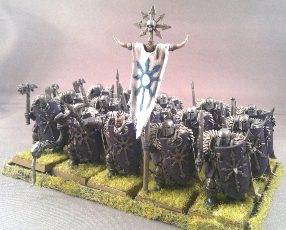 Warriors of Chaos Regiment (15 models) (Warhammer Fantasy)