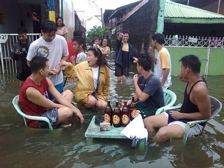 Filipino-Ability-To-Smile-During-Disasters.jpg