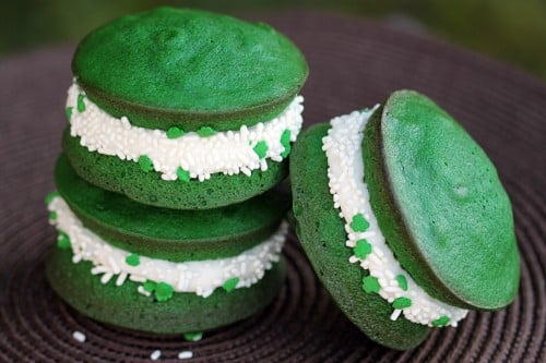 whoopie-pies-that-are-green--500x333.jpg