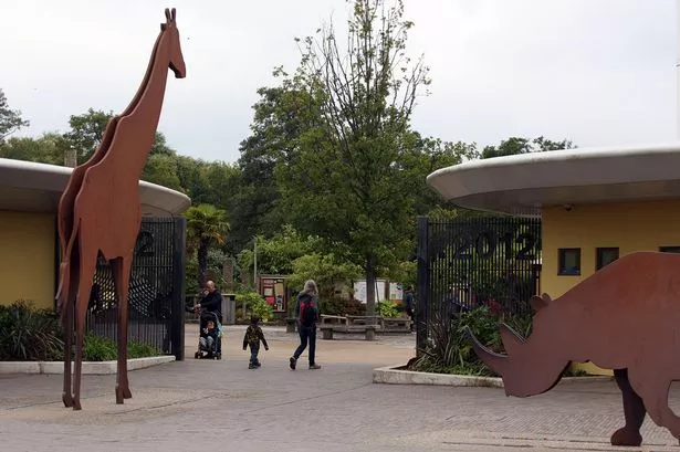 Chester-Zoo-entrance.jpg