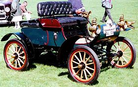 280px-Oldsmobile_Curved_Dash_Runabout_1904_2.jpg