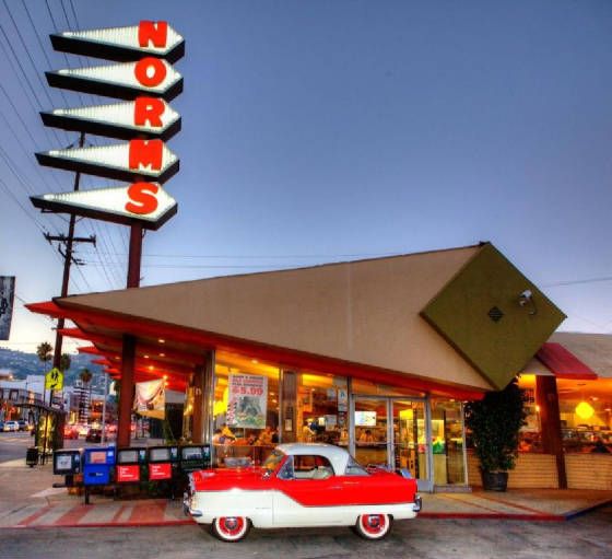 37e8e5ca5509c64ac59a99e241387330--googie-atomic-age.jpg
