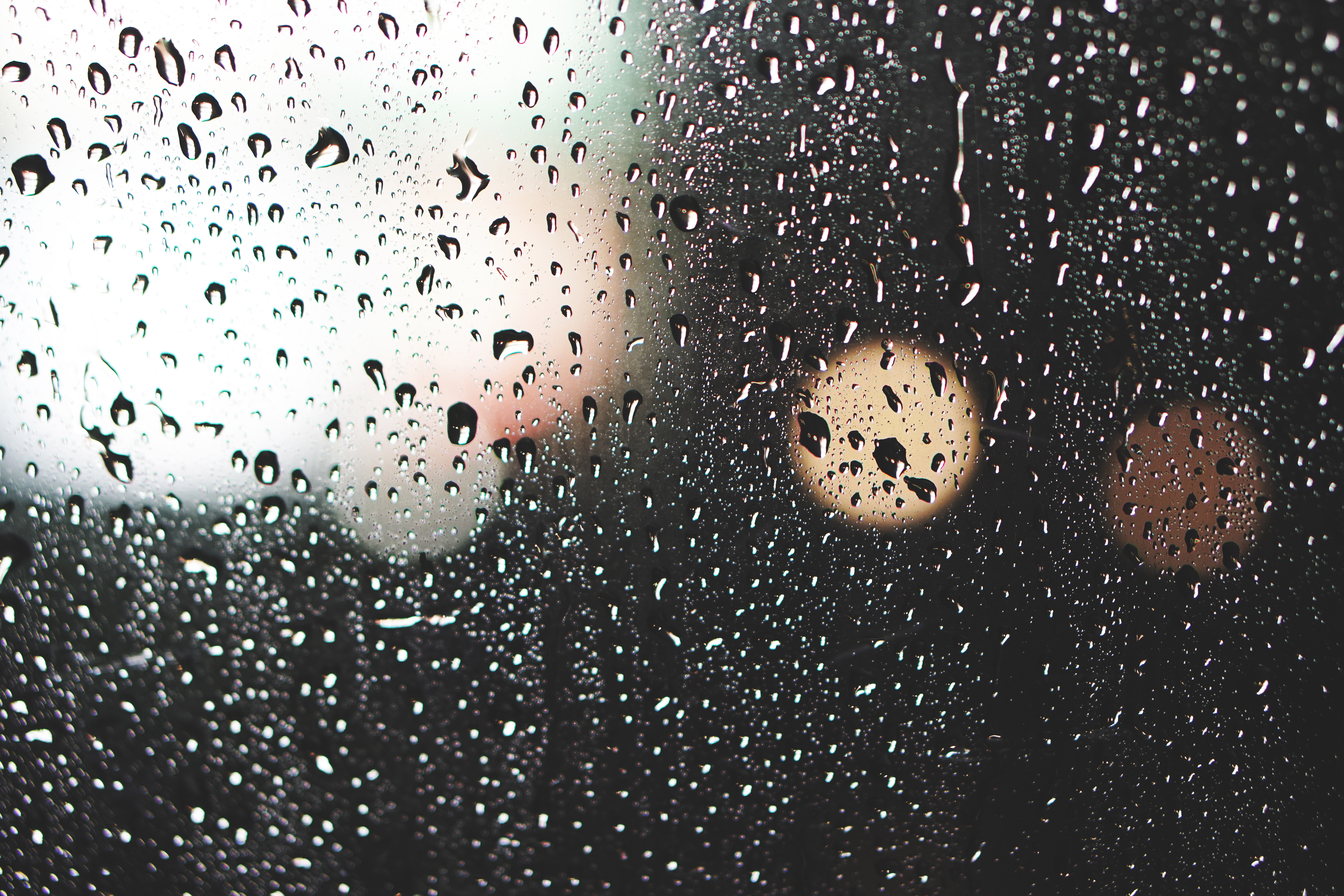waterdrops-droplets-on-glass-79.jpg