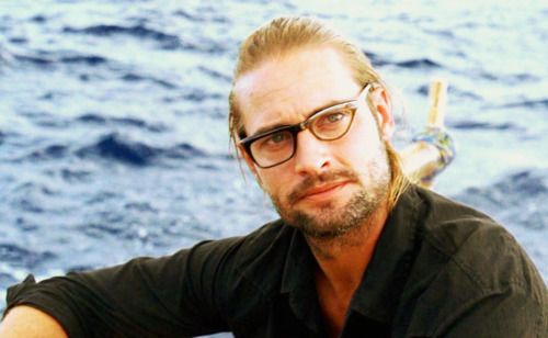 Sawyer!! with Glasses!!! | Nerd love, Sawyer, Boyfriend