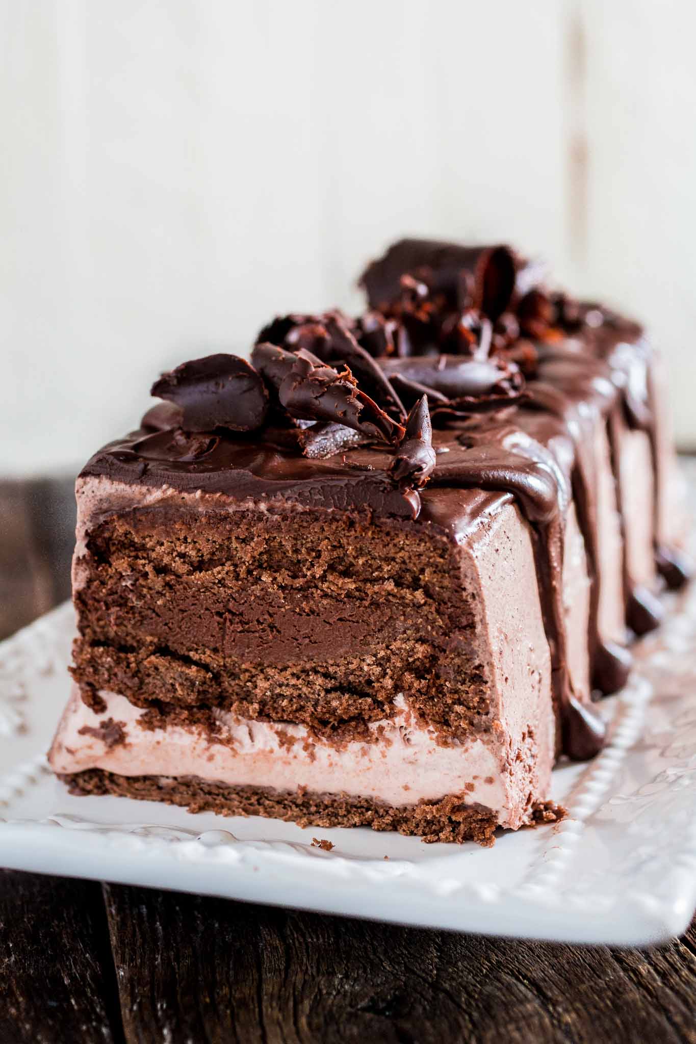 chocolate-ice-cream-cake-hero.jpg