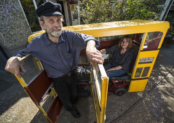 Mobility-scooter-double-decker-bus-Bournemouth-retired-driver-Keith-Burbidge-939469.jpg
