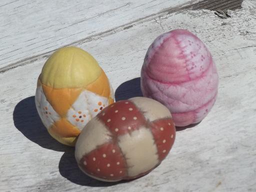 handmade-ceramic-Easter-eggs-retro-70s-80s-country-quilt-patchwork-Laurel-Leaf-Farm-item-no-k91151-6.jpg