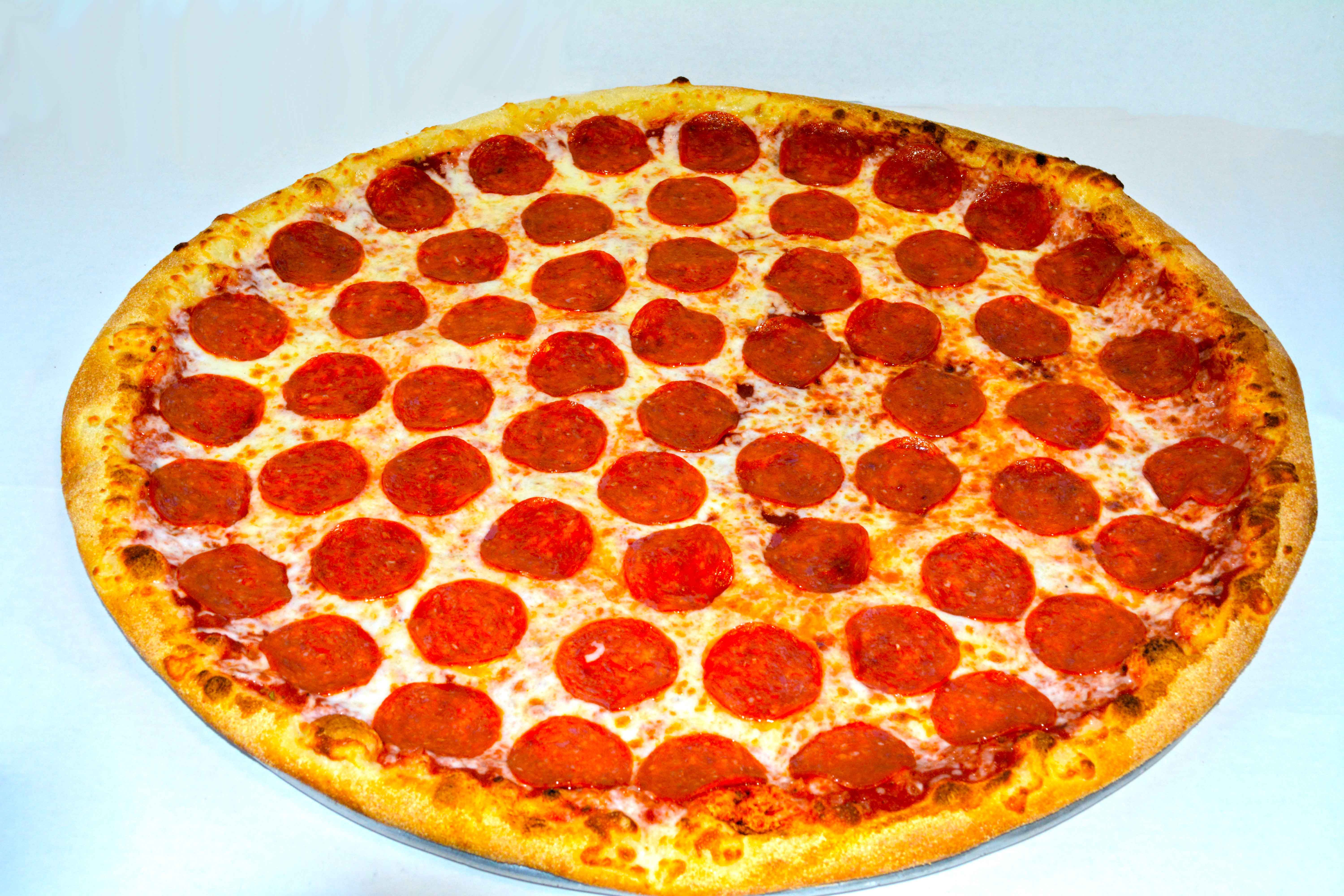 Pepperoni-Pizza-2-Romanellis-Pizza-and-Italian-Eatery-Madison-NJ-07940.jpg