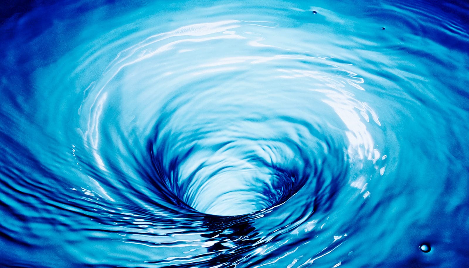 whirlpool-blue-water_1600.jpg